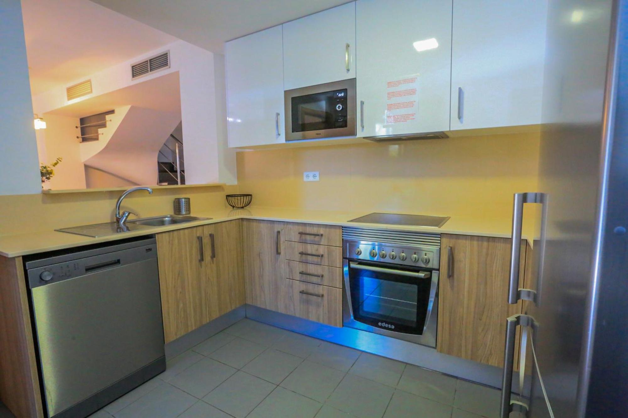 Litoral Costa Dorada - Las Palmeras Only Families Cambrils Exterior photo